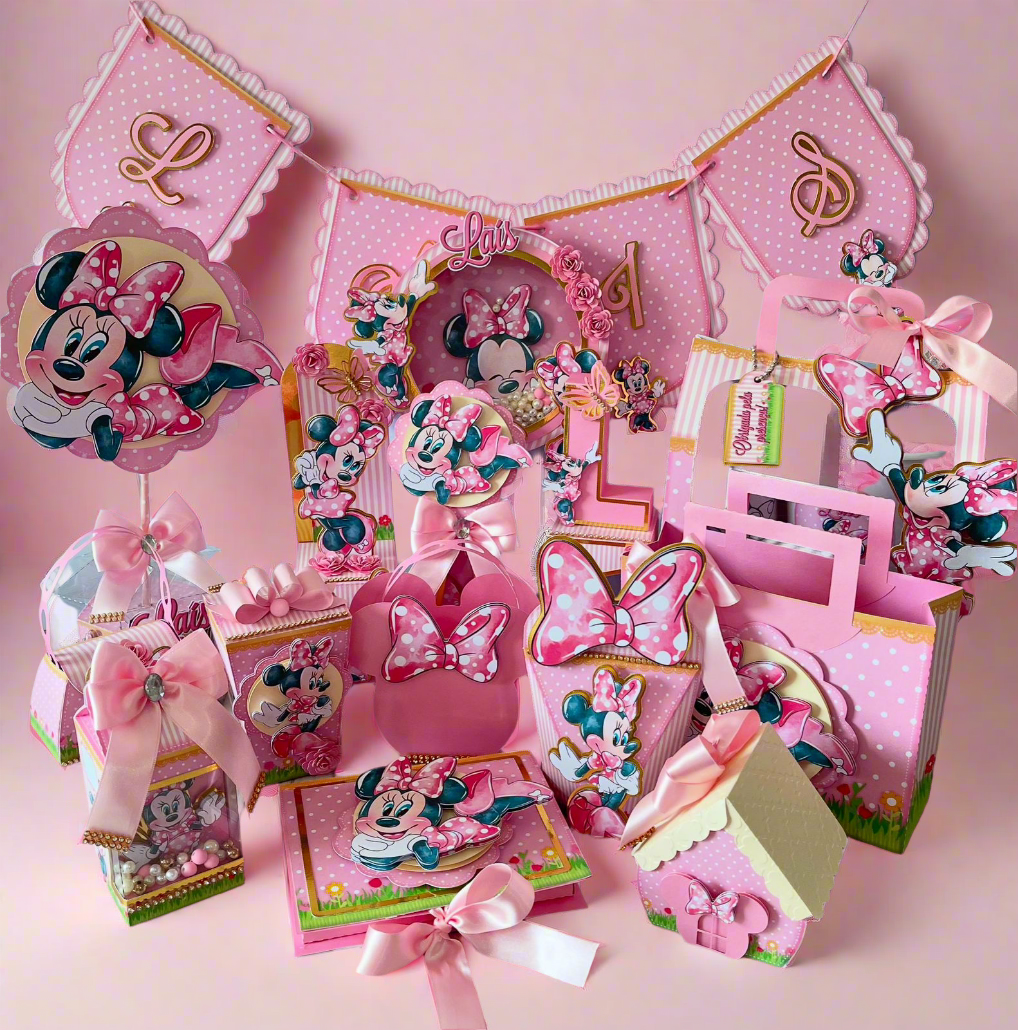 Minnie Banner in Pink Collection